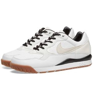 Nike ACG Wildwood white gum size 10